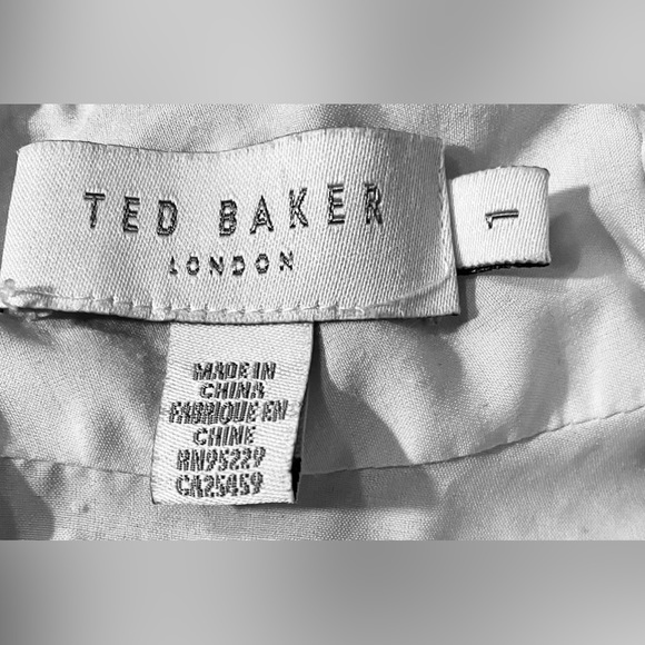 Ted Baker Sleeveless Marah Bouquet Bodycon Photo Realistic Floral Dress - Picture 9 of 9